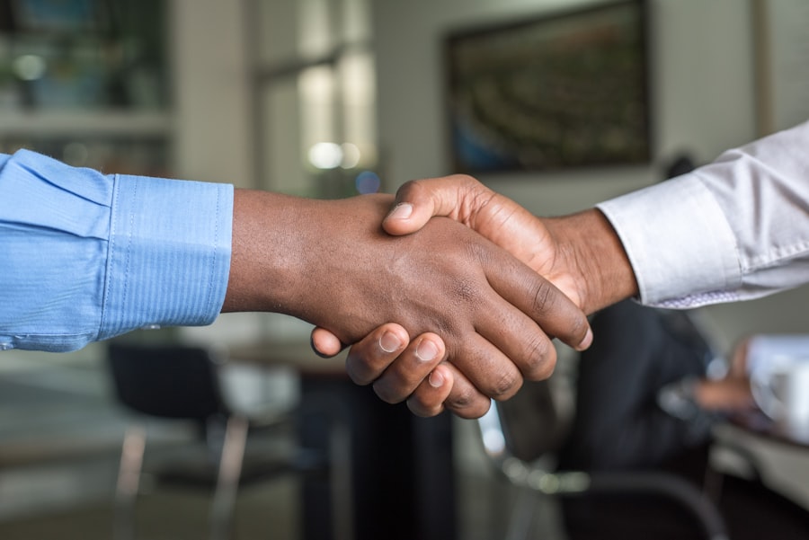 Borrower insurance: choosing well and saving